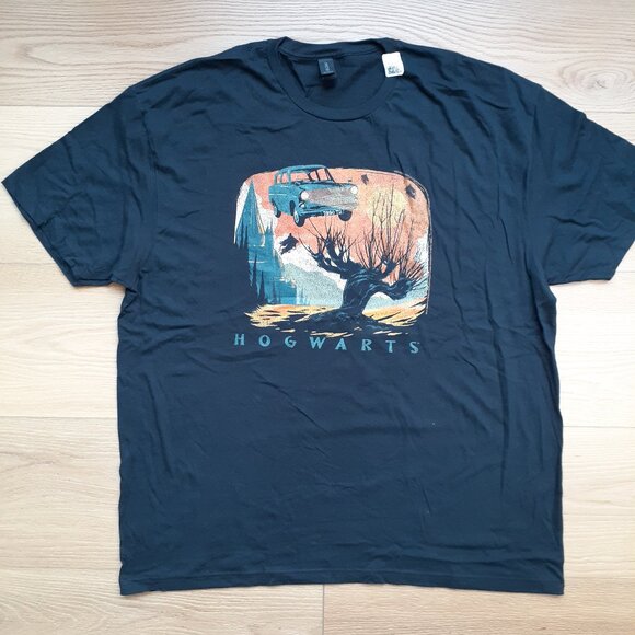 Hogwarts Castle - Whomping Willow - Flying Ford Anglia - New 2XL Black T-Shirt - Picture 4 of 4